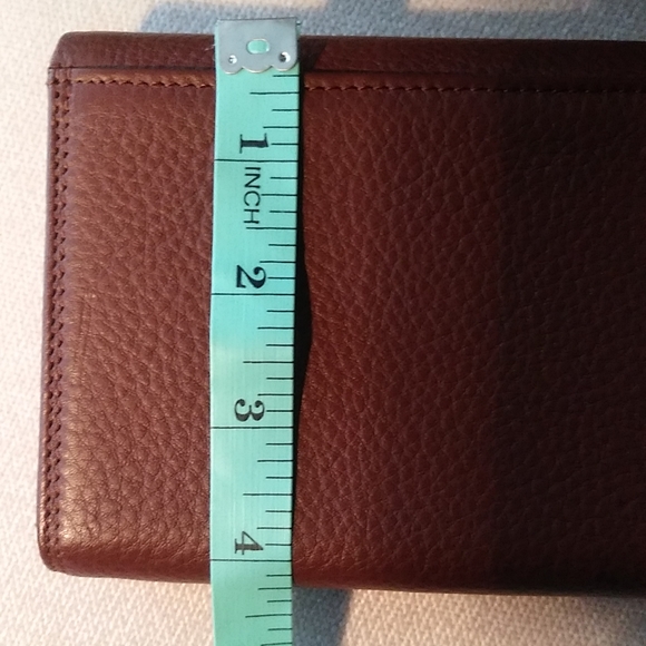 *NWOT* Roberto Capucci leather wallet - Picture 8 of 9